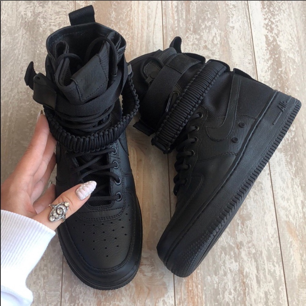 NWT Nike SF Air Force 1 Triple Black - Picture 8 of 8